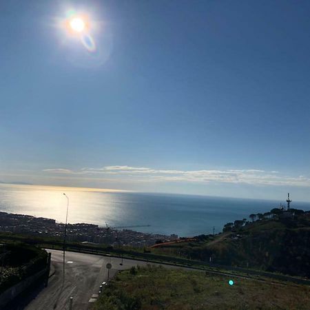 B&B Panoramica 33 萨莱诺 外观 照片